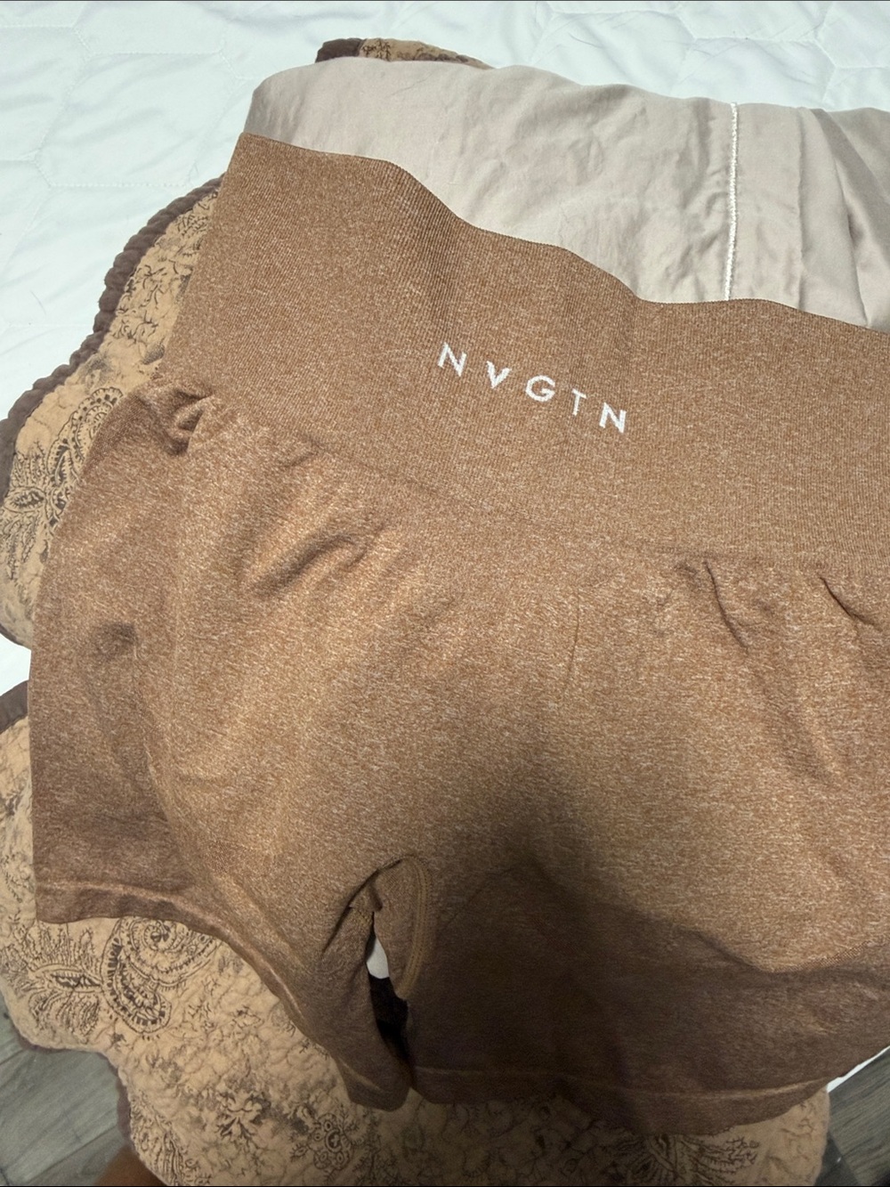 NVTN MOCHA CONTOUR SHORTS SIZE MEDIUM